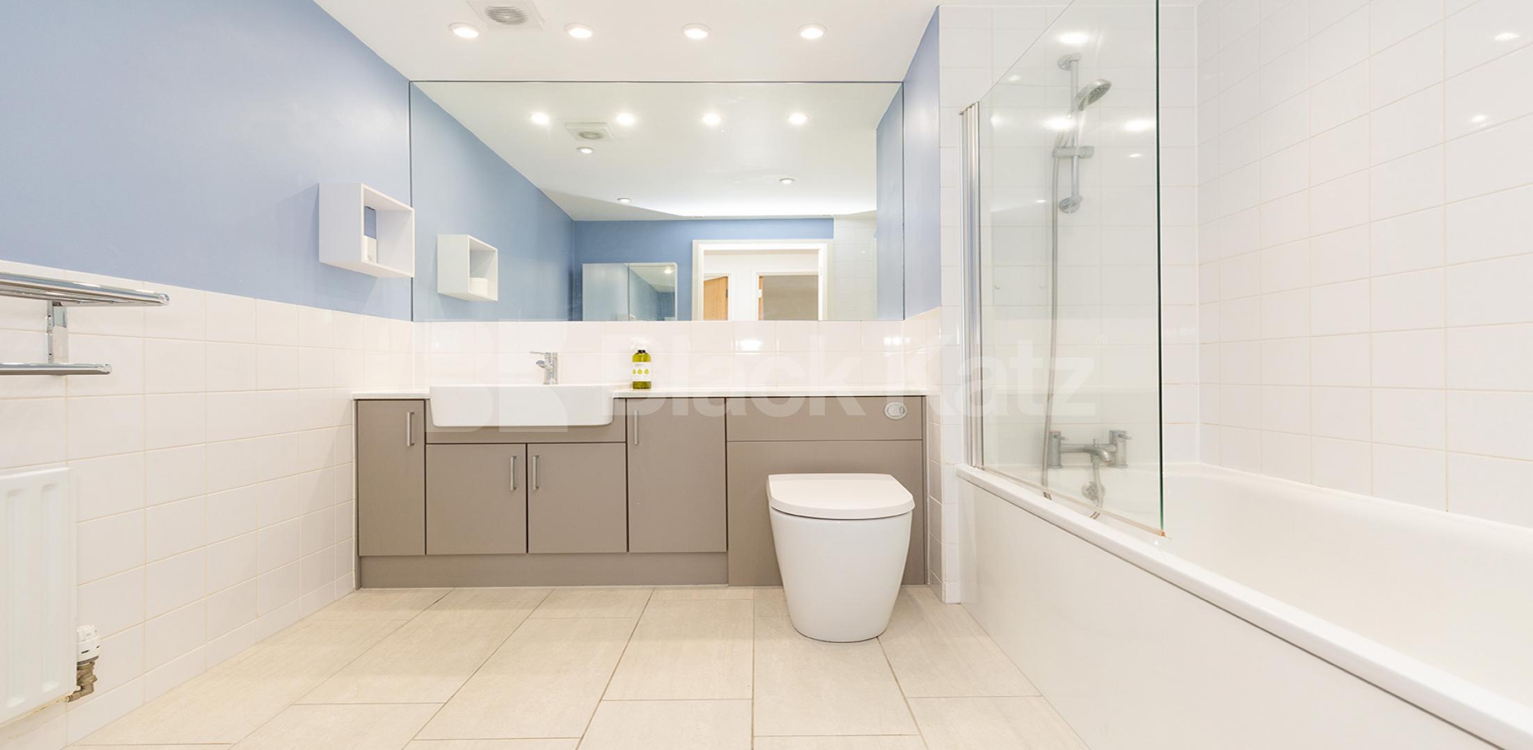 Bright and cheerful bedrooms 2 Bedroom, Part Furnished Apartment in